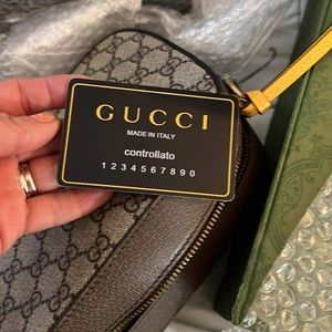 Meet your Posher, Elva